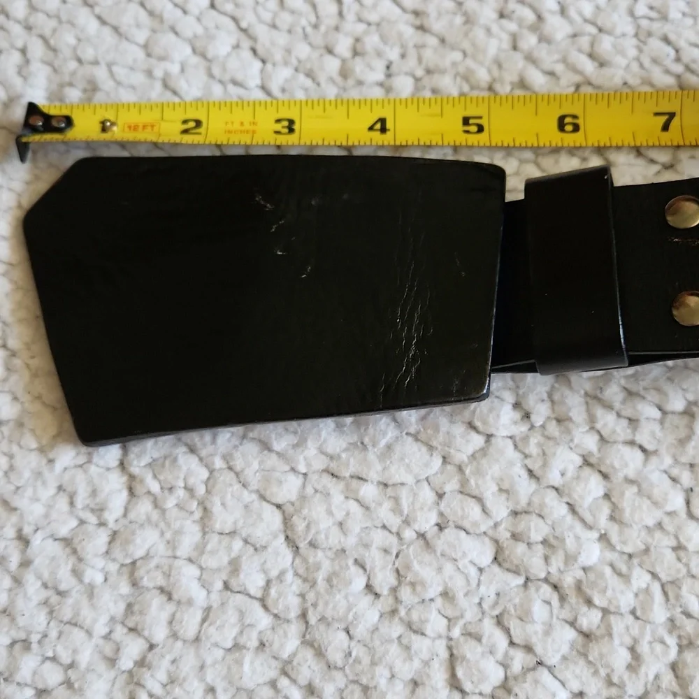 Black leather belt w/ black leather buckle Sz 36